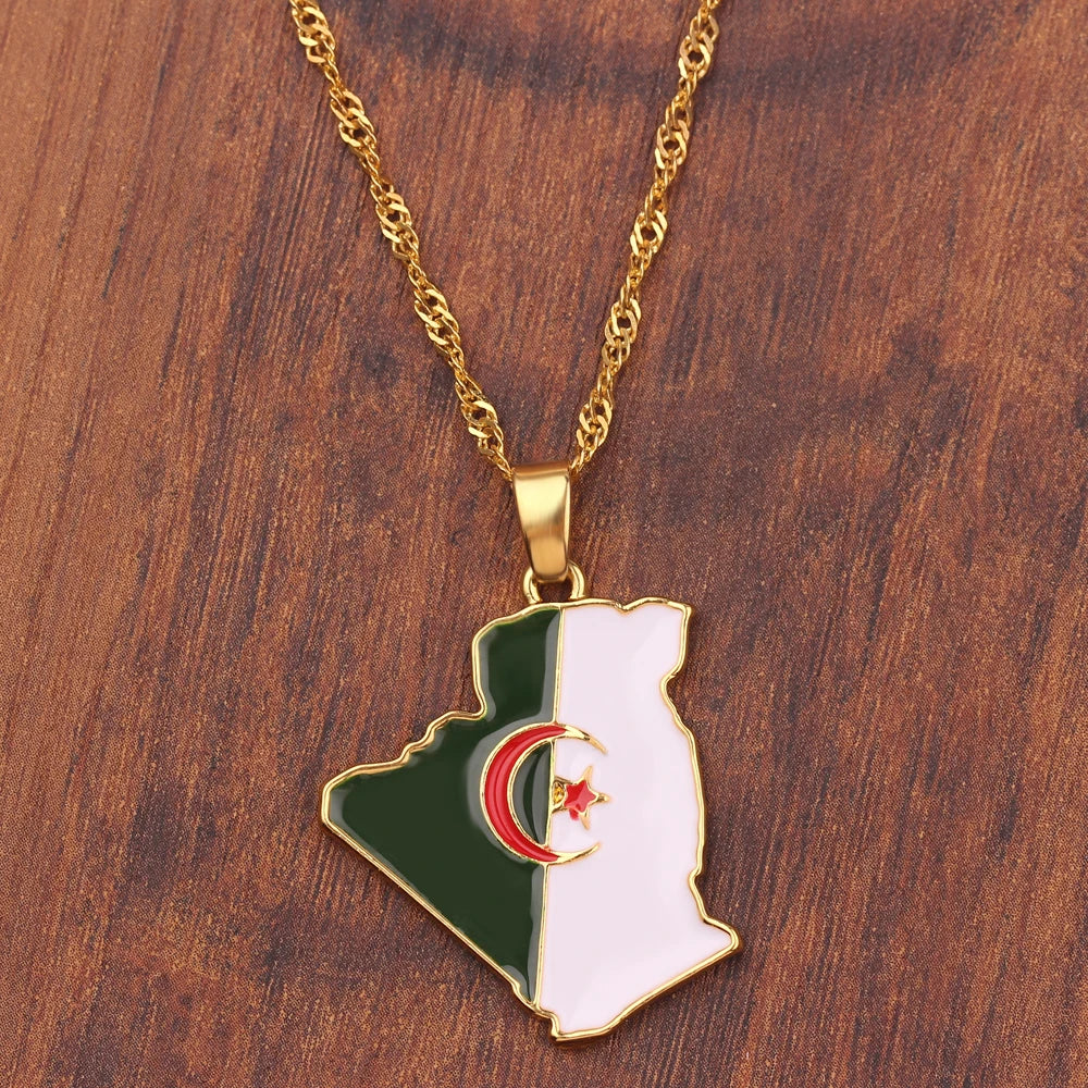 Fashion Trend World Map Necklace Creative personality Pendant Jewelry for Women And Men Popular Accessory
