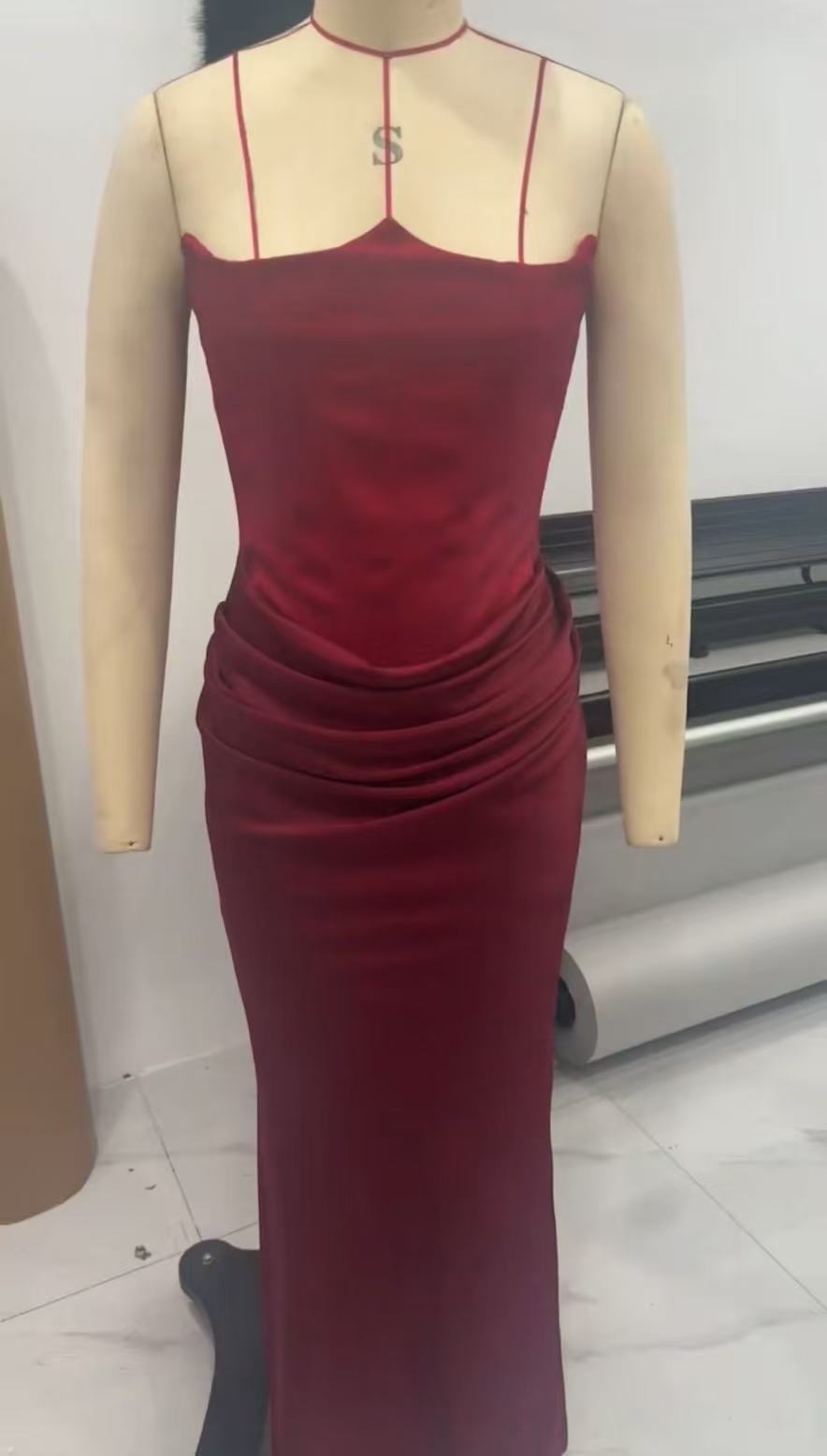 One Shoulder Pleated Bodysuit Dress Belle & Voile Burgundy Ver1 / XXL